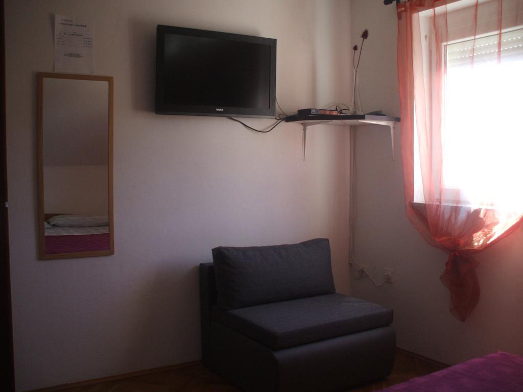 Apartments Malnar Novi Vinodolski Exterior photo